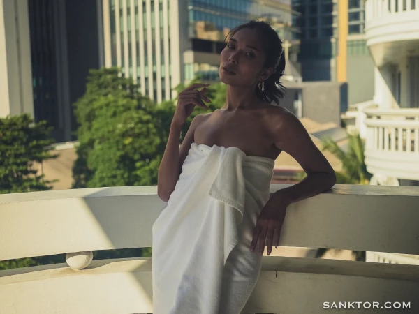 skinny thai girl naked